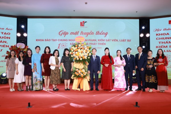 Học viện Tư pháp: Hành trình 10 năm xây dựng và phát triển Khoa Đào tạo chung nguồn Thẩm phán, Kiểm sát viên, Luật sư (22/12/2015 – 22/12/2025)